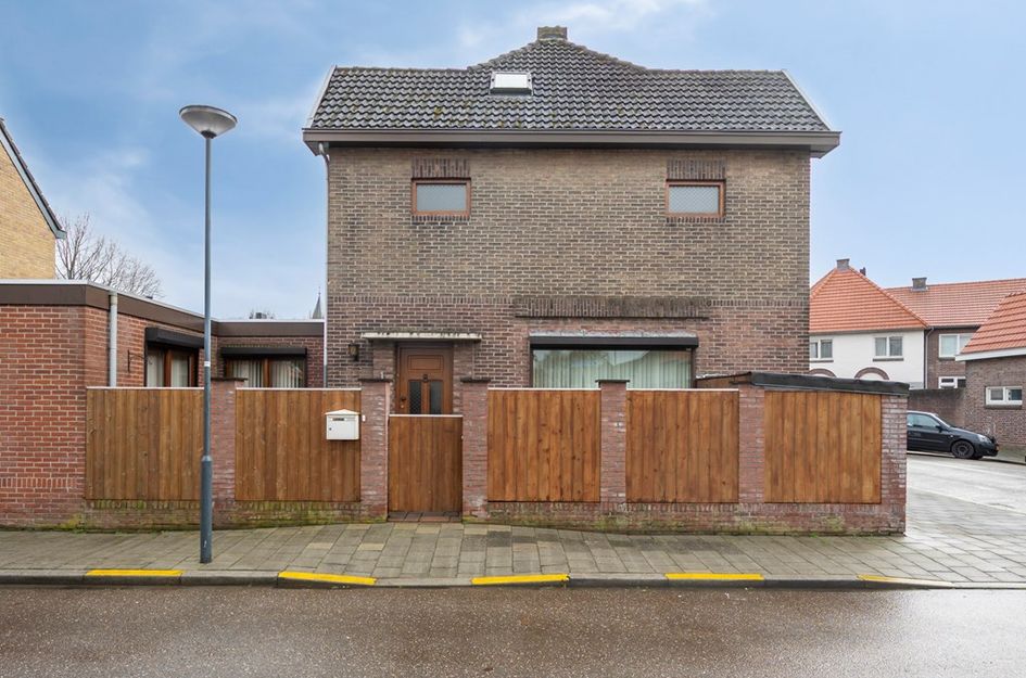 Sint Lambertusstraat 1