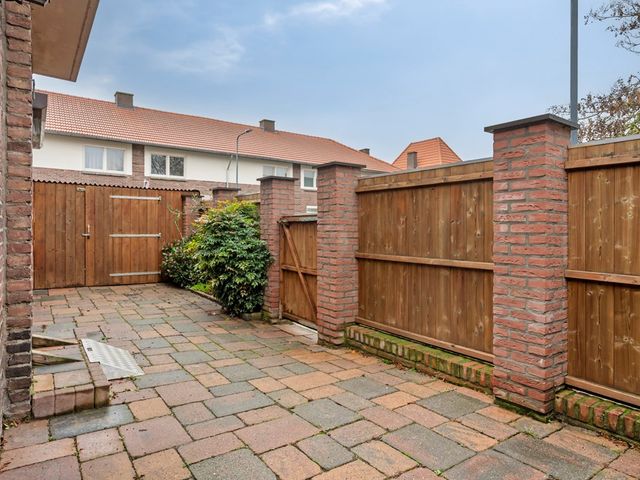 Sint Lambertusstraat 1, Sittard