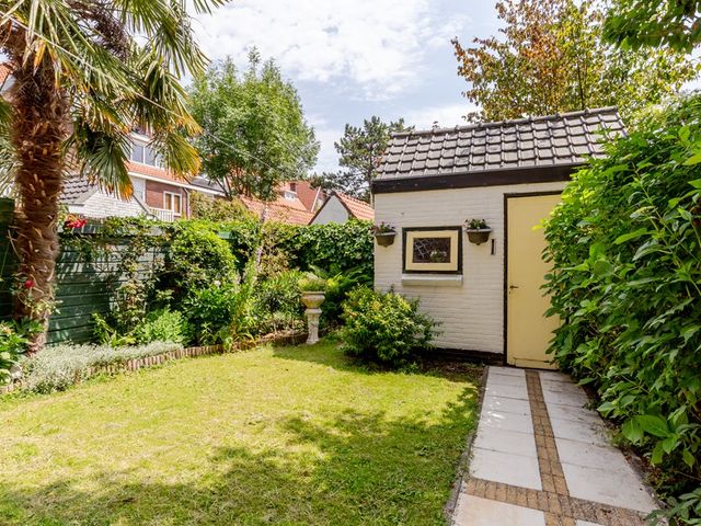 Waldeck Pyrmontlaan 15, Overveen