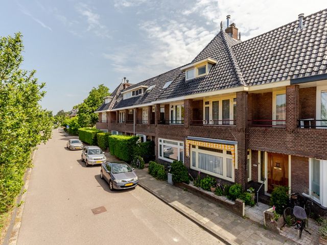 Waldeck Pyrmontlaan 15, Overveen