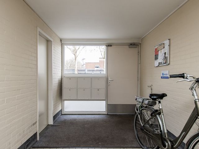 Pastoor van Thiellaan 63, Rosmalen