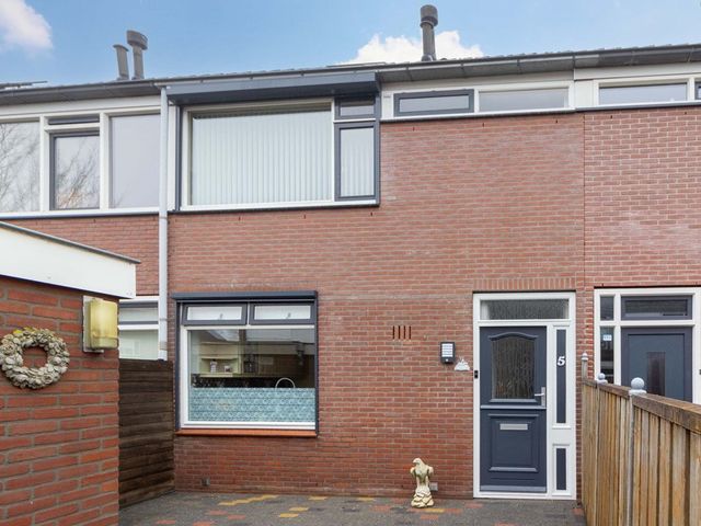 Haydnplantsoen 5, Bunschoten-Spakenburg