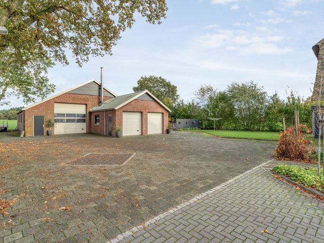 Emtenbroekerdijk 40, Bruchterveld