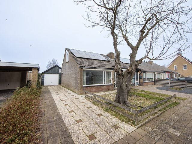 Krúswetter 12, Arum