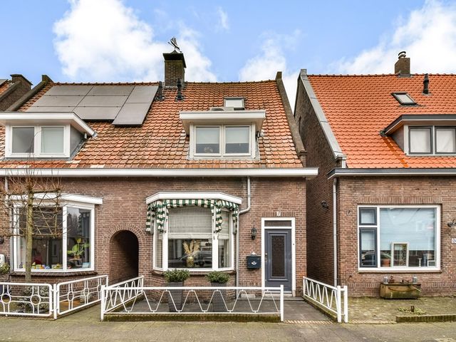 Piet Heinstraat 17, Sliedrecht