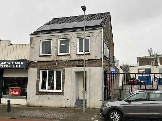 Kouvenderstraat 143, Hoensbroek