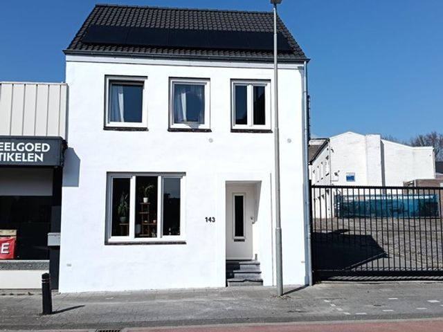 Kouvenderstraat 143, Hoensbroek