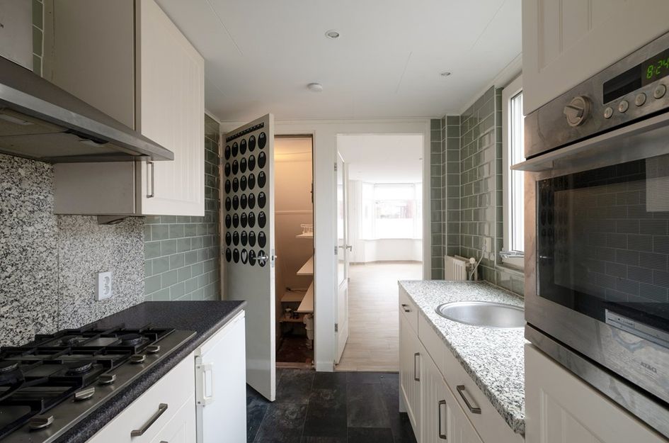 Abraham Strickstraat 10