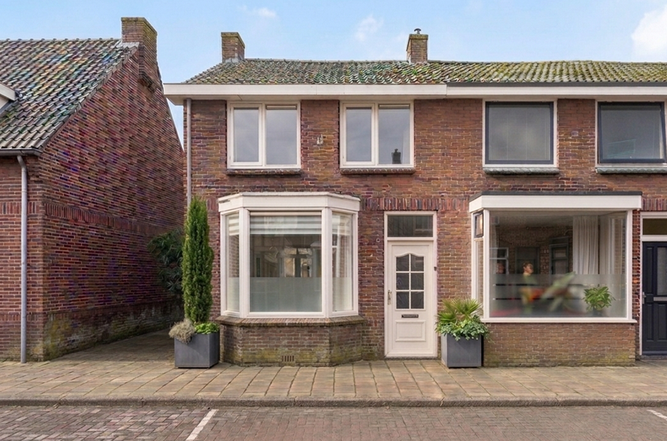 Abraham Strickstraat 10