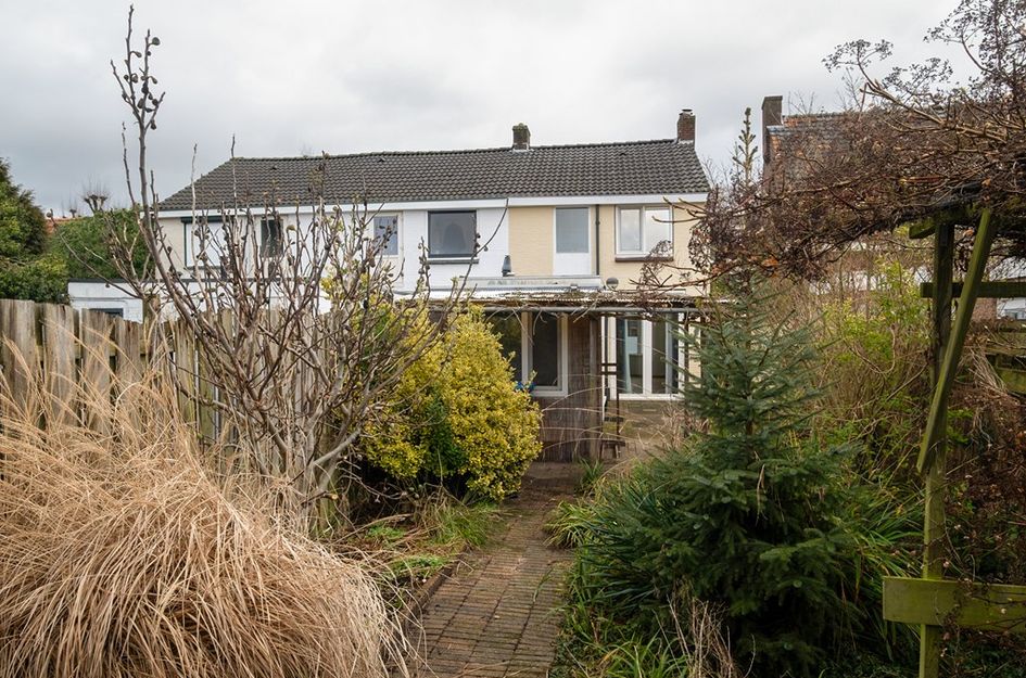 Abraham Strickstraat 10