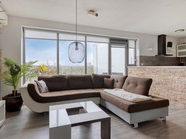 Wadden 63, Zwijndrecht