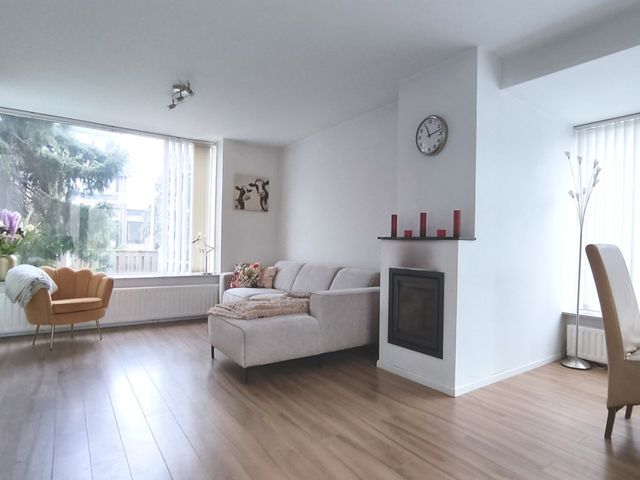 Ardealaan 16, Hillegom