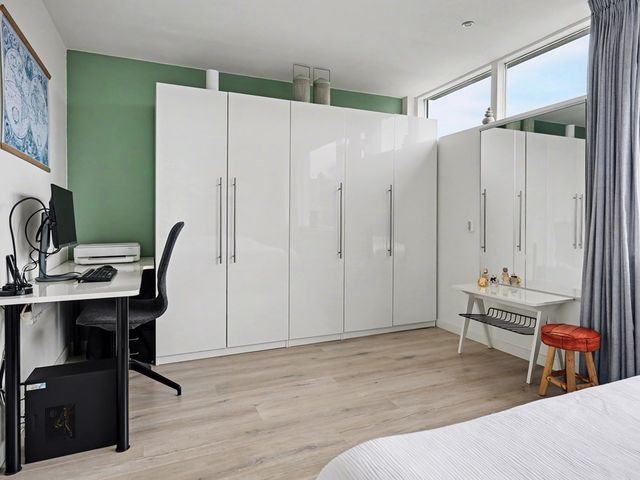 Roerdompstraat 16, Strijen