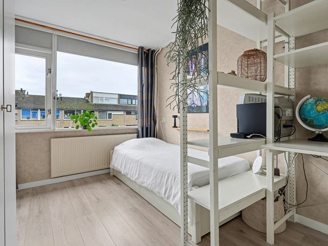 Roerdompstraat 16, Strijen