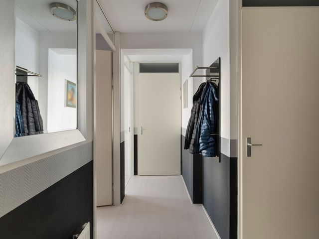 Simon Carmiggelthof 87, 's-Gravenhage