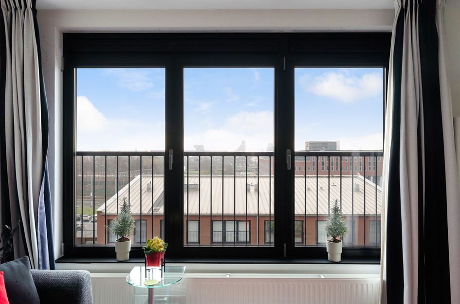 Simon Carmiggelthof 87