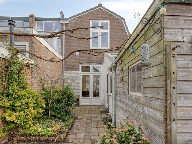 Rijndijkstraat 25, Leiden