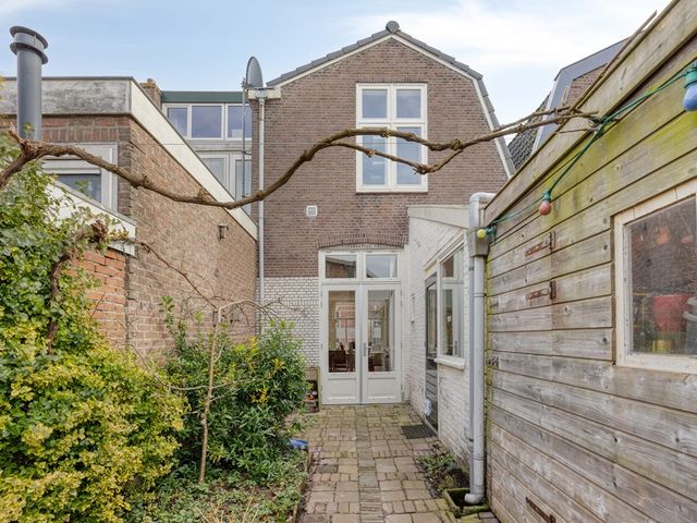 Rijndijkstraat 25, Leiden