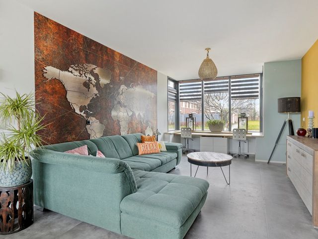 Lessestraat 49, Heemskerk