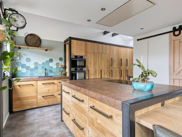 Lessestraat 49, Heemskerk