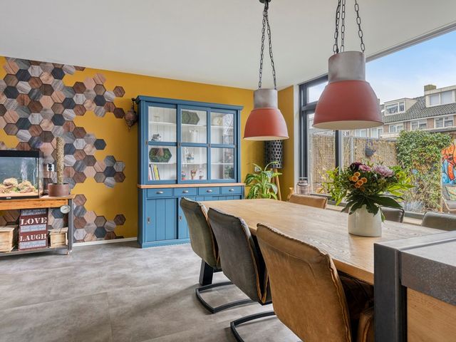 Lessestraat 49, Heemskerk