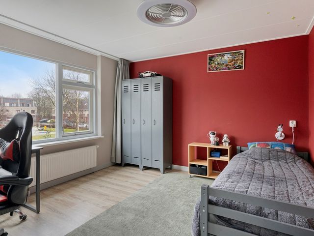 Lessestraat 49, Heemskerk