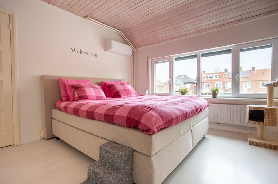 Antonie Morostraat 17