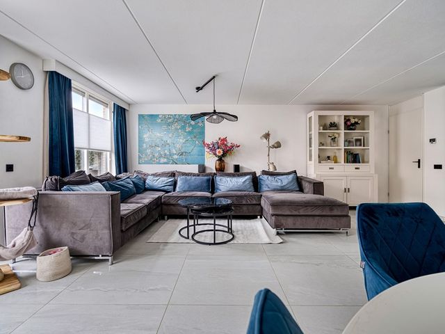 Palmhout 8, Zoetermeer