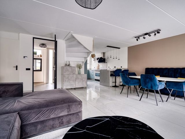 Palmhout 8, Zoetermeer