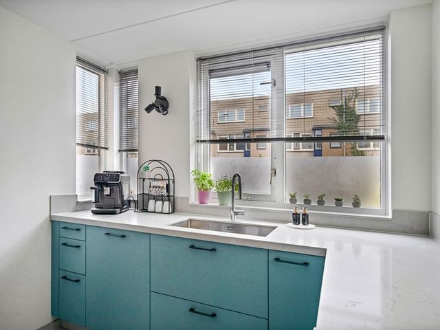 Palmhout 8, Zoetermeer