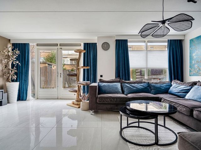 Palmhout 8, Zoetermeer