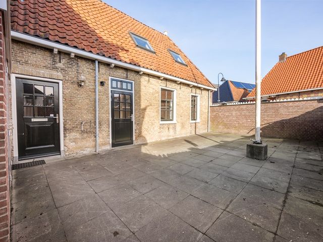 Kerkstraat 9, Makkum