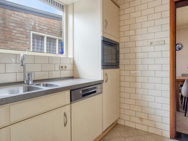 Kerkstraat 25, Clinge