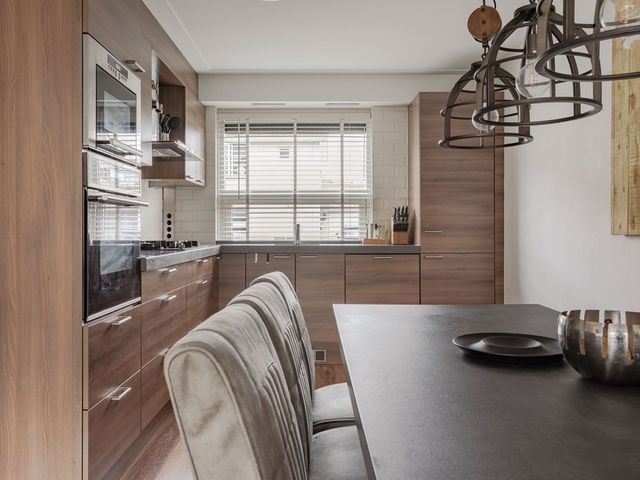 Renoirhof 128, Hoorn