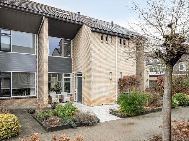 Hellenburg 18, Zwijndrecht