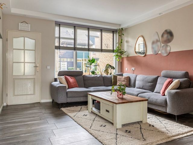 Hellenburg 18, Zwijndrecht