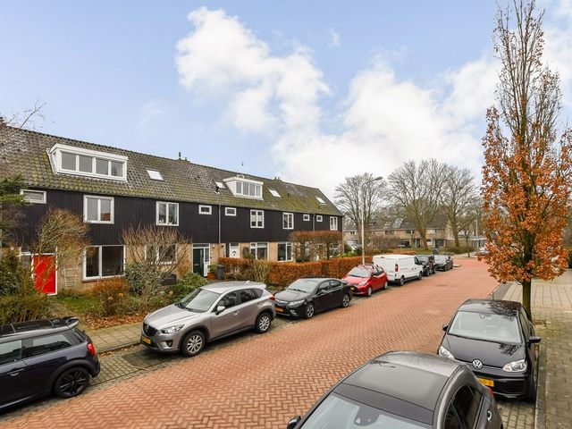 Aart van der Neerweg 12, Ouderkerk aan de Amstel