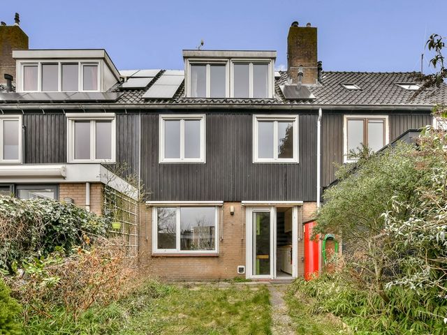 Aart van der Neerweg 12, Ouderkerk aan de Amstel