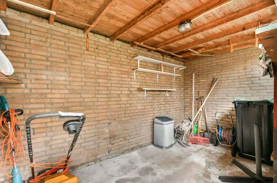 Aart van der Neerweg 12