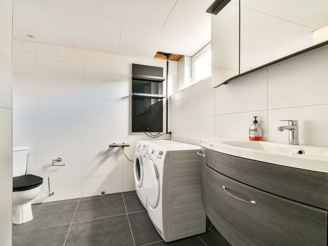 Rivierdijk 81, Hardinxveld-Giessendam