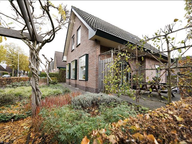 Roosendaalseweg 57, Putten