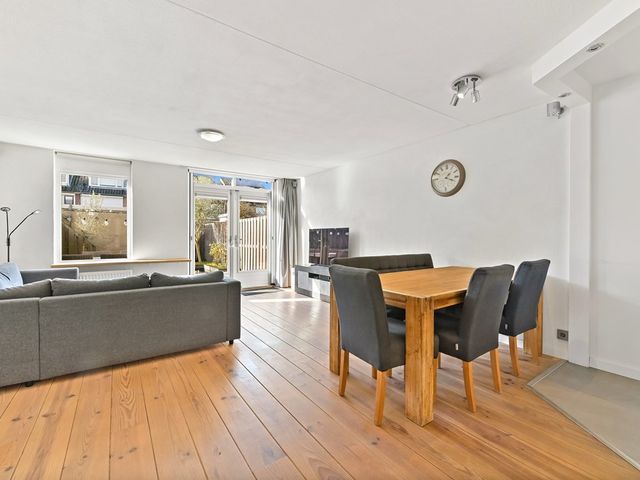 Drie Hoeven 27, Maasland