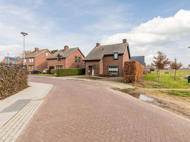 De Waaikamp 5, Stevensweert