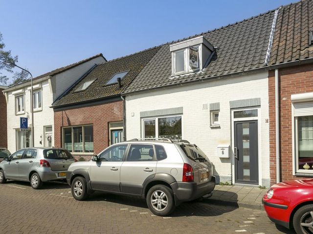 Hendrikstraat 6, Roosendaal