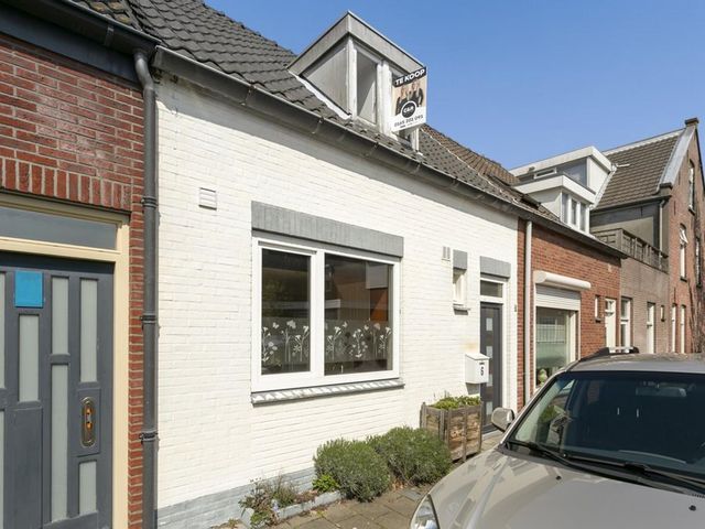 Hendrikstraat 6, Roosendaal