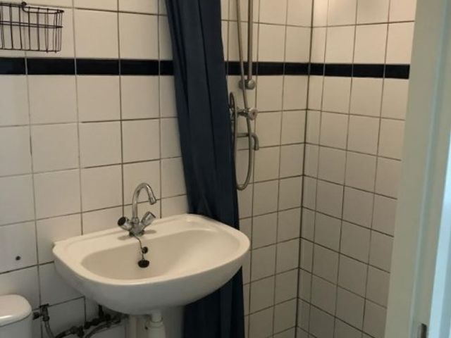 Amerbos ONG, Amsterdam