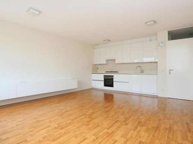 Volendamlaan ONG, 's-Gravenhage