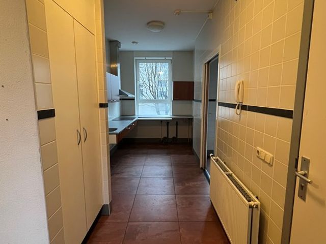 Heer Hugostraat 28, Rotterdam