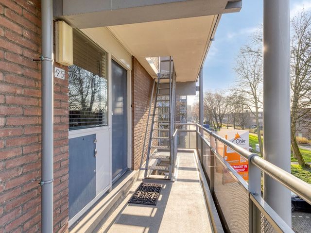 Merelstraat 95, Leiderdorp