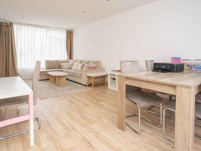 Luxemburglaan 277, Heemskerk